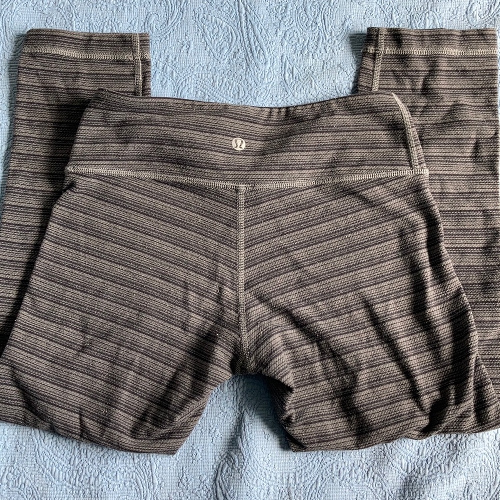 Lululemon Pin Stripped Capri Length Leggings